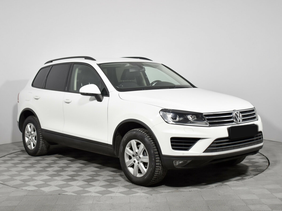 Volkswagen Touareg б/у, 2015, Автоматическая. Фото: #2
