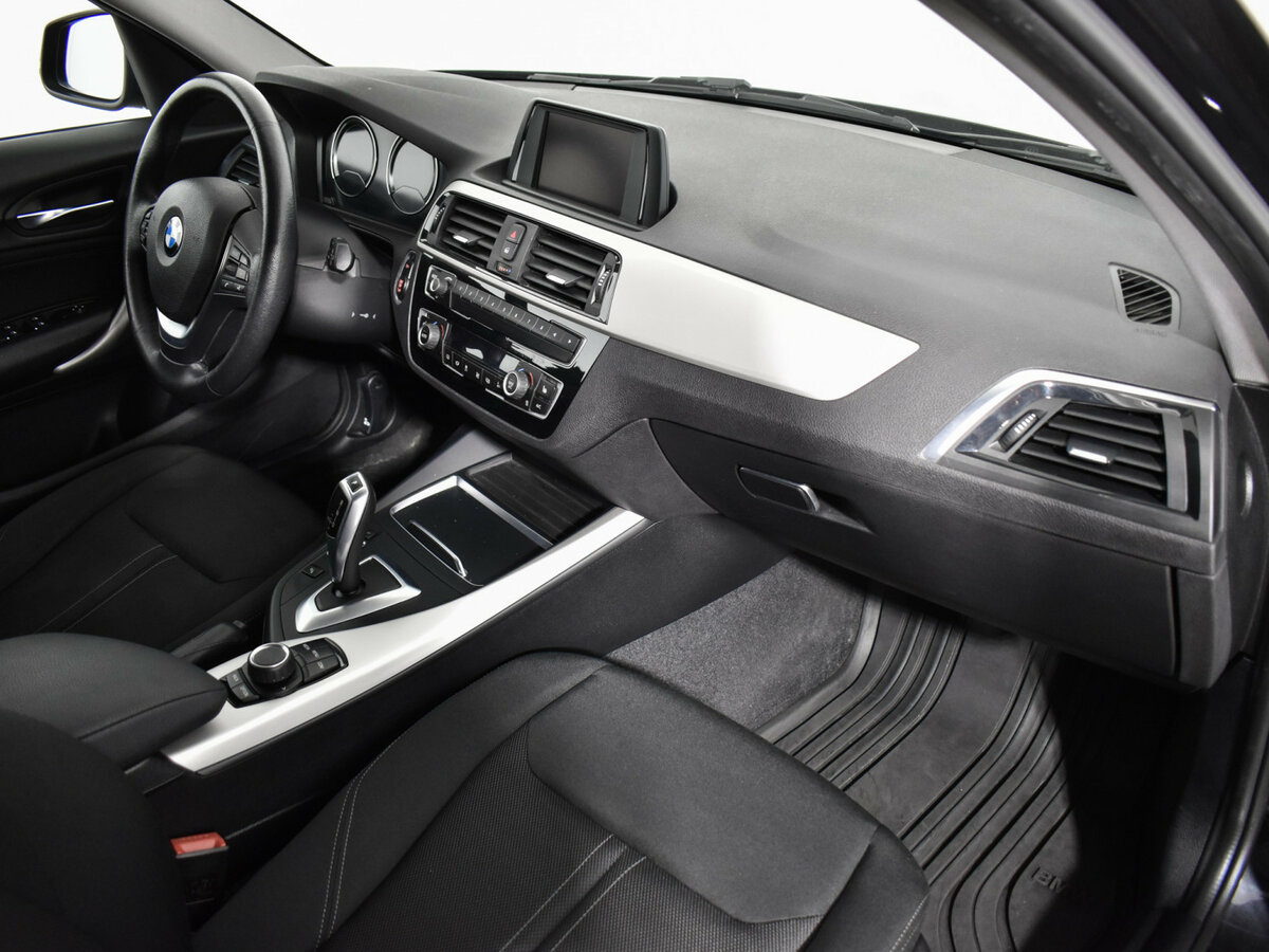 BMW 1 серии б/у, 2017, Автоматическая. Фото: #11