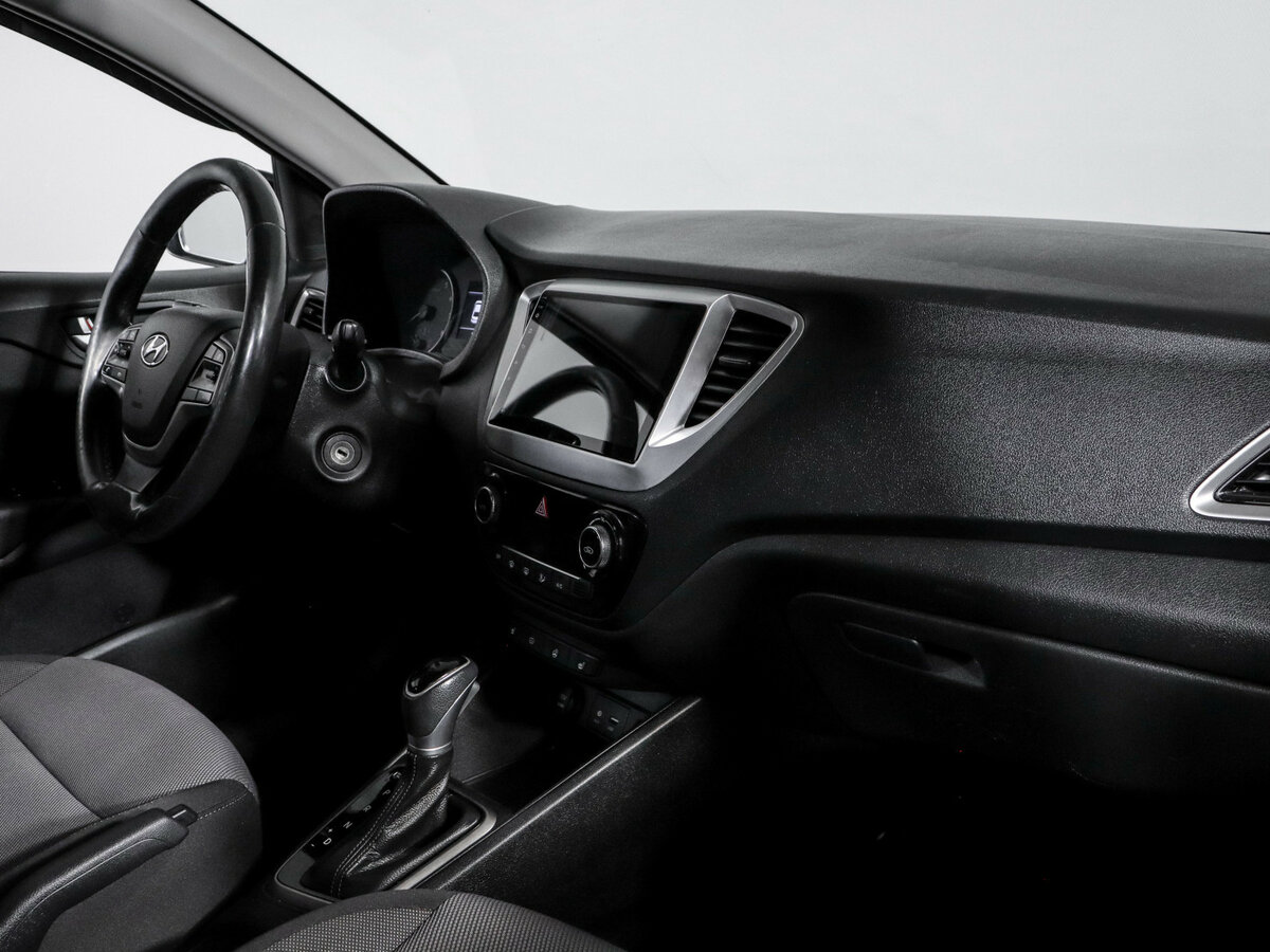 Hyundai Solaris б/у, 2018, Автоматическая. Фото: #6