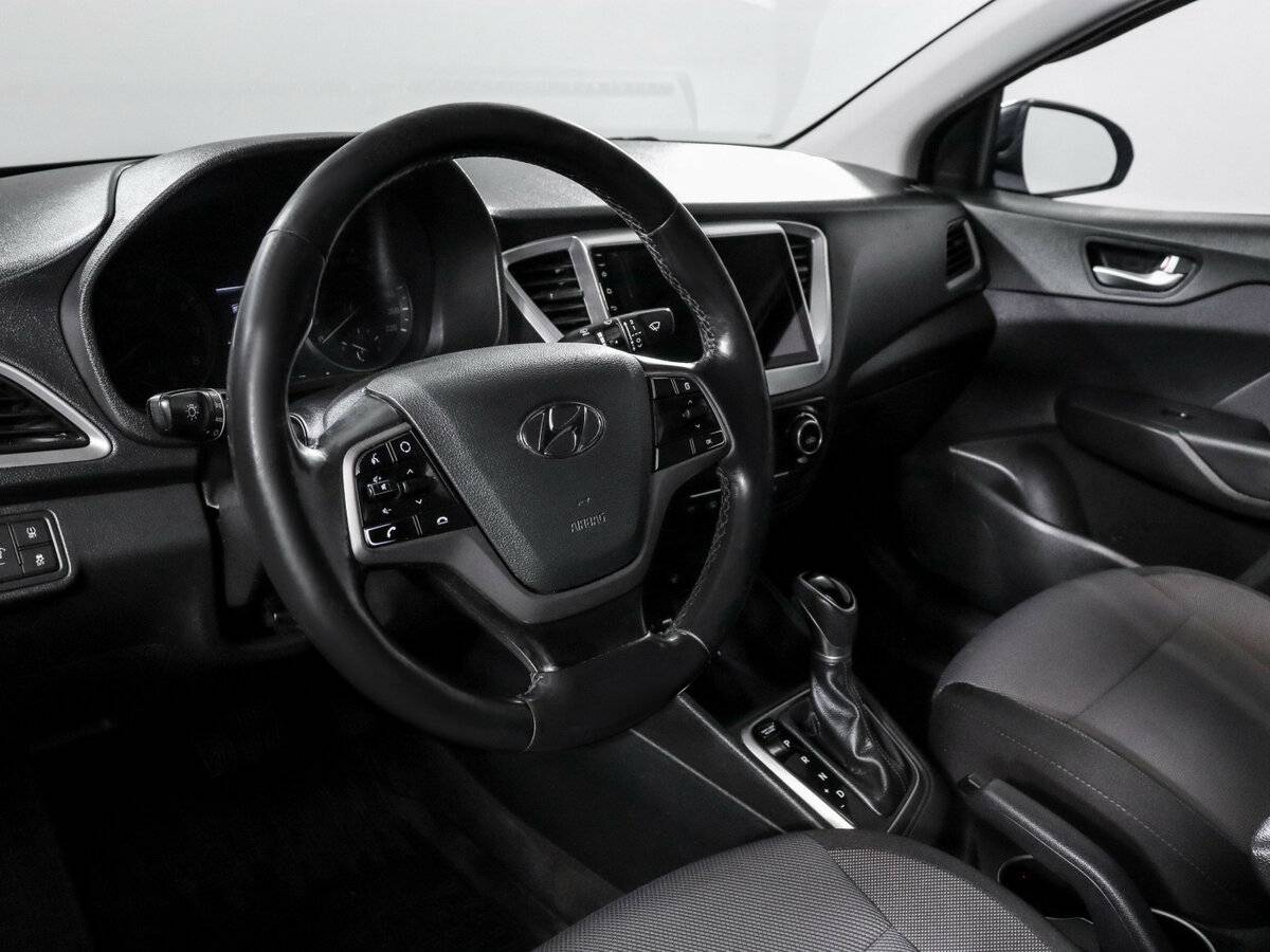 Hyundai Solaris б/у, 2018, Автоматическая. Фото: #11