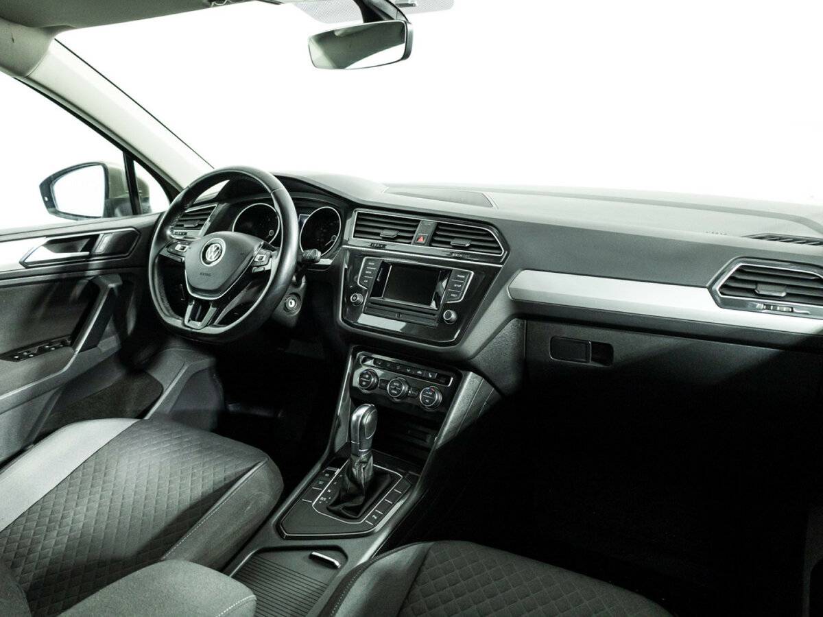 Volkswagen Tiguan б/у, 2017, Роботизированная. Фото: #6