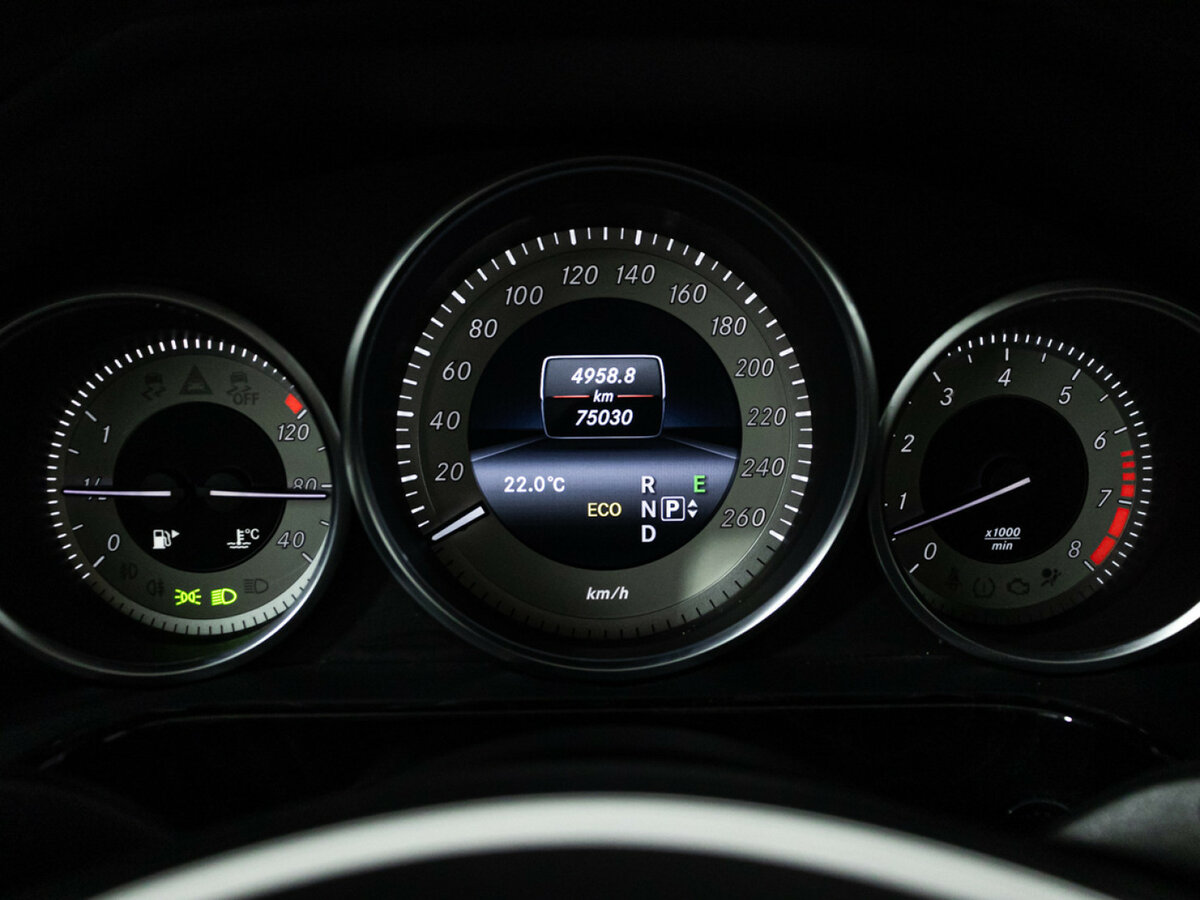 Mercedes-Benz E-Класс б/у, 2013, Автоматическая. Фото: #11