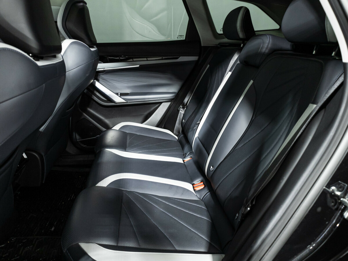 Geely Atlas б/у, 2024, Роботизированная. Фото: #7