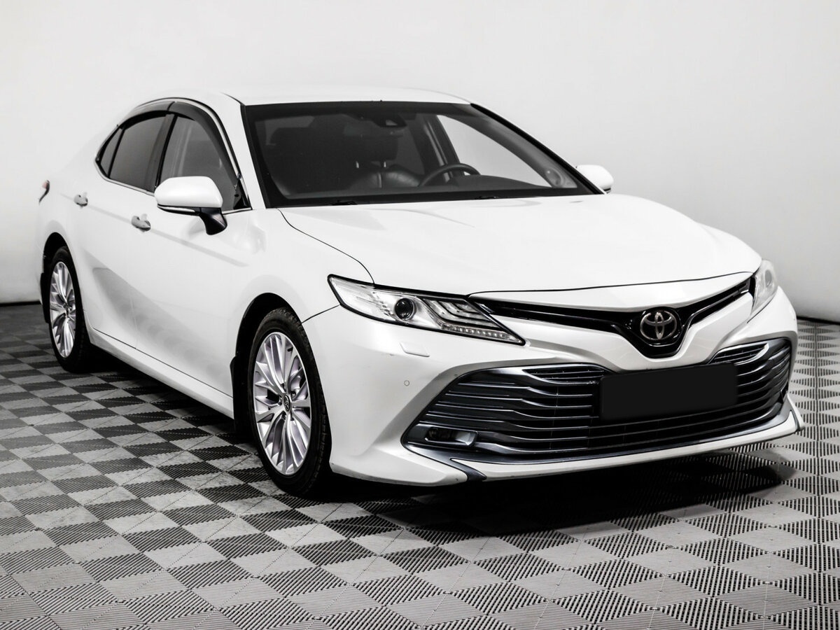Toyota Camry б/у, 2019, Автоматическая. Фото: #2