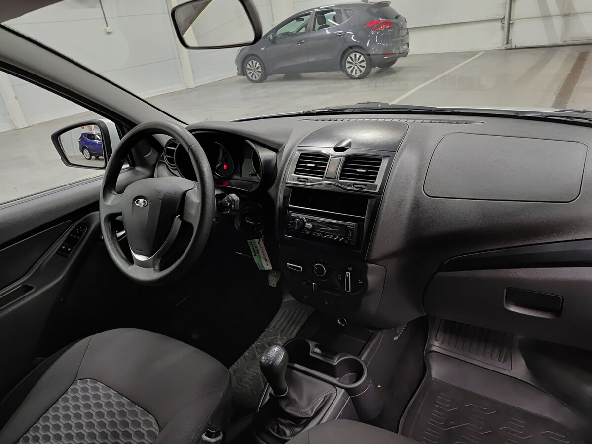 Lada (ВАЗ) Granta б/у, 2023, Механическая. Фото: #10