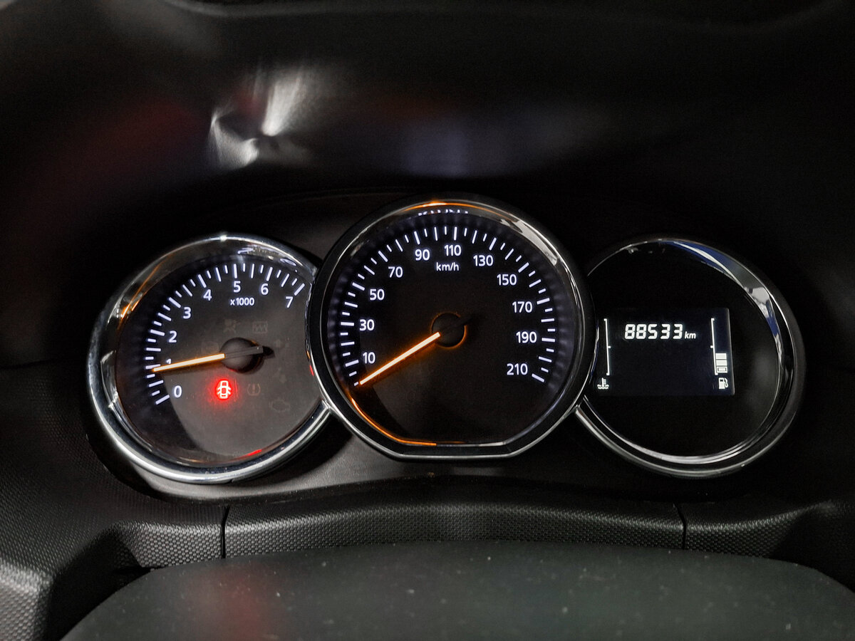 Renault Duster б/у, 2019, Механическая. Фото: #11