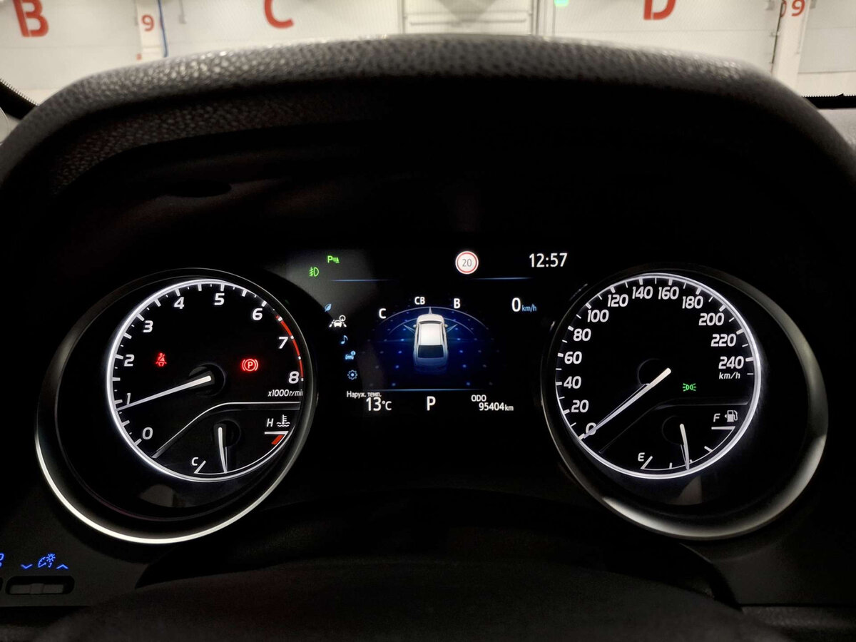 Toyota Camry б/у, 2020, Автоматическая. Фото: #12