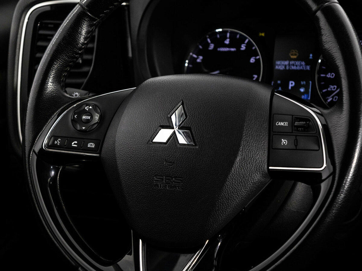 Mitsubishi Outlander б/у, 2018, Вариатор. Фото: #8