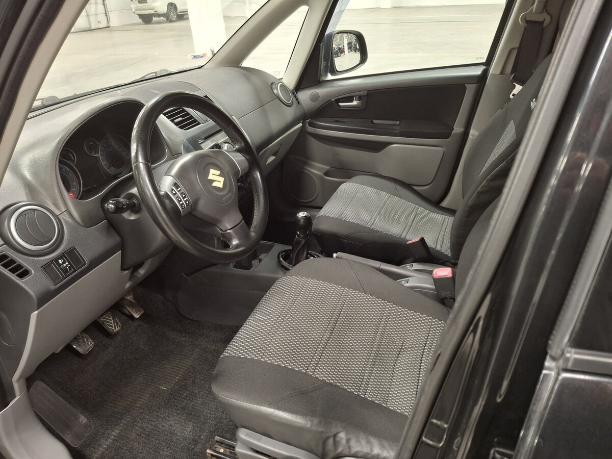 Suzuki SX4 б/у, 2012, Механическая. Фото: #15