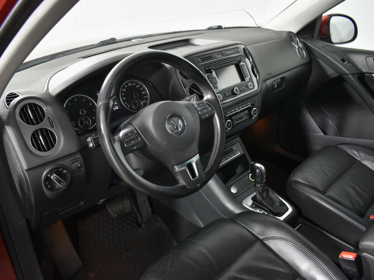 Volkswagen Tiguan б/у, 2013, Автоматическая. Фото: #8
