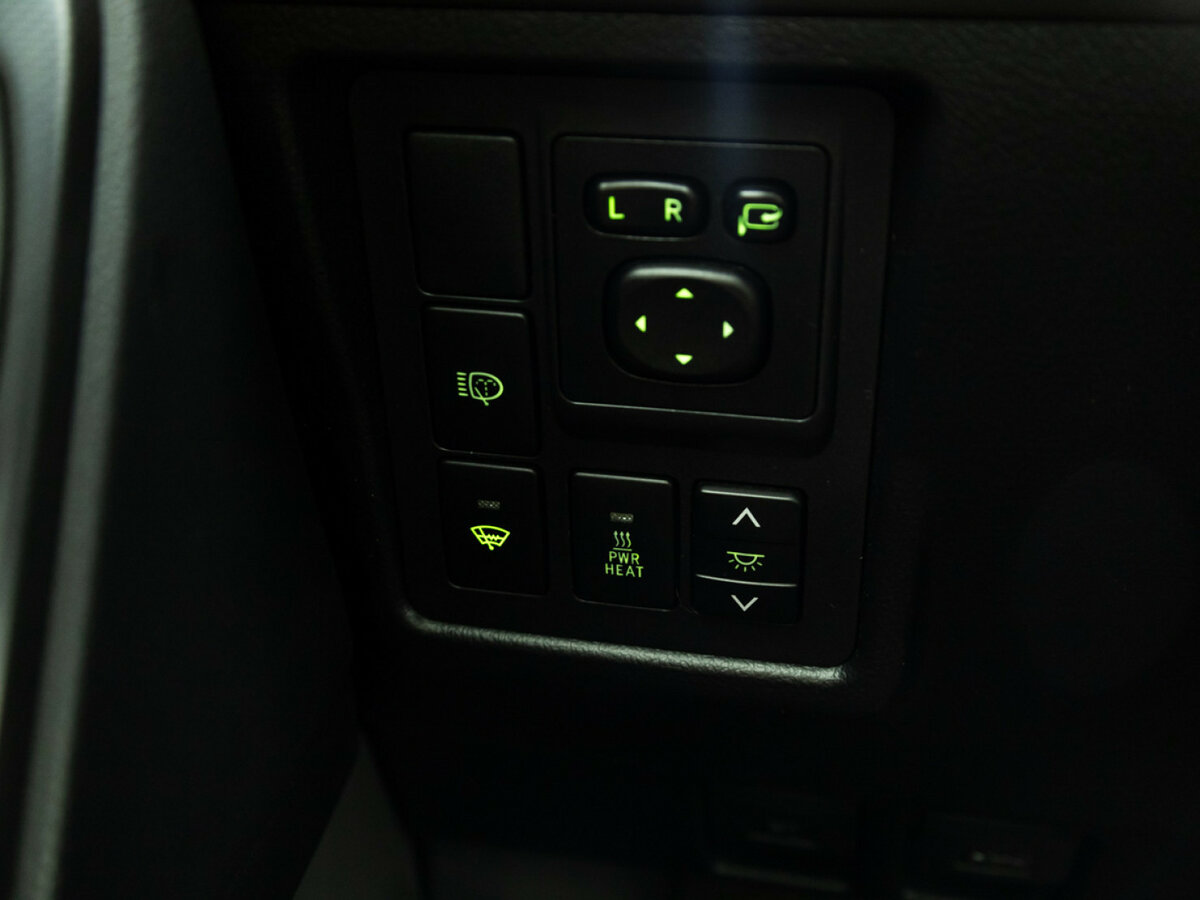 Toyota Land Cruiser Prado б/у, 2013, Автоматическая. Фото: #21