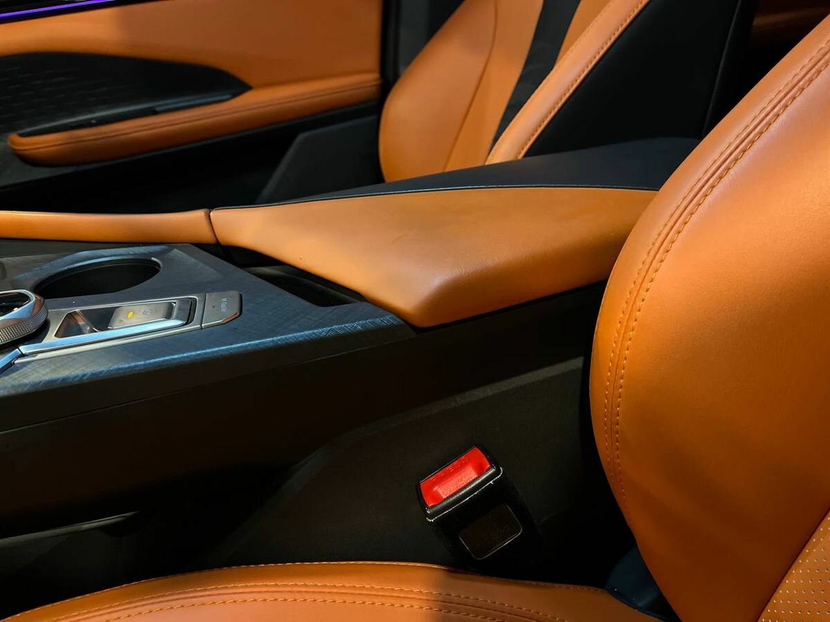 Changan UNI-V б/у, 2023, Роботизированная. Фото: #28