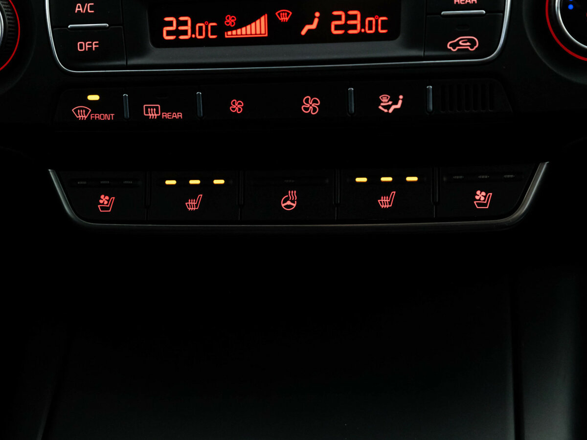 Kia Sorento б/у, 2018, Автоматическая. Фото: #12