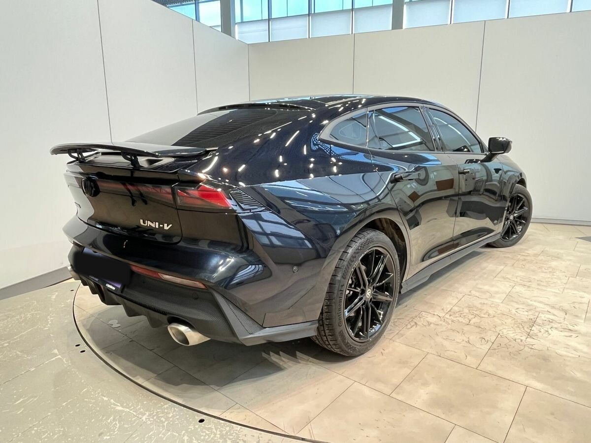 Changan UNI-V б/у, 2024, Роботизированная. Фото: #2