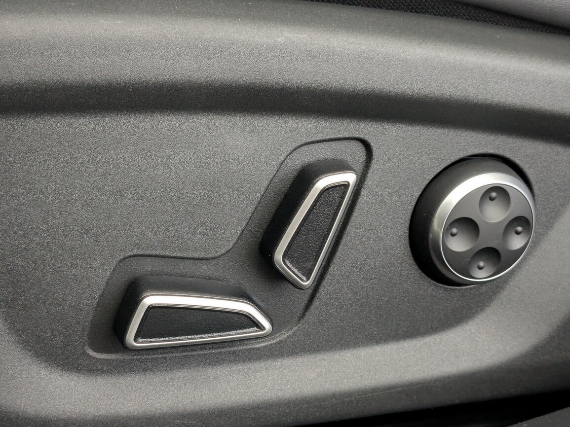 Changan UNI-V б/у, 2023, Роботизированная. Фото: #19