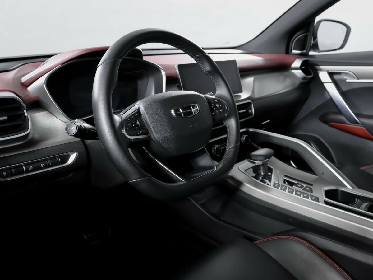 Geely Coolray б/у, 2023, Роботизированная. Фото: #13