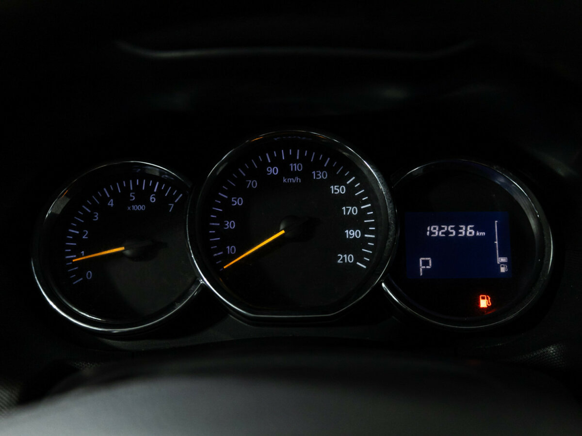 Renault Duster б/у, 2015, Автоматическая. Фото: #11