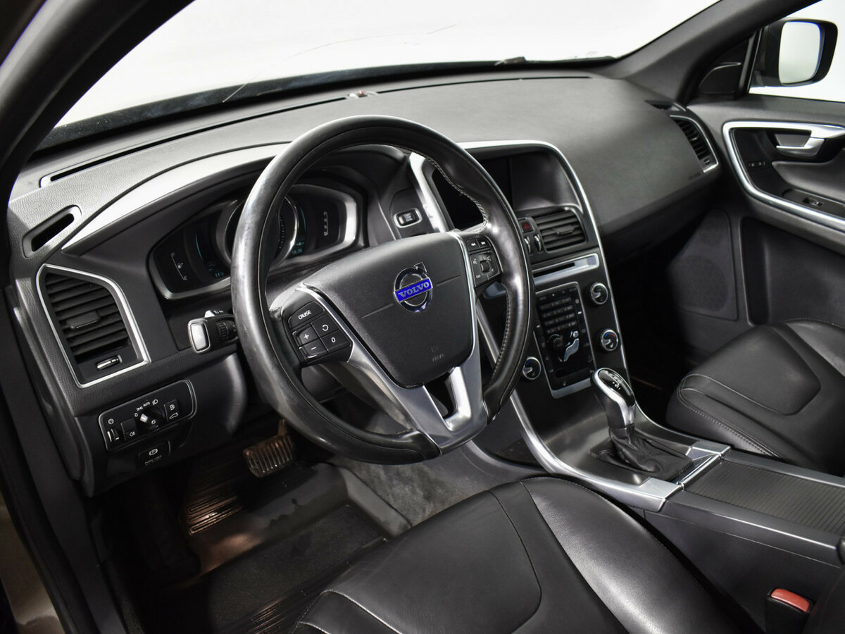Volvo XC60 б/у, 2014, Автоматическая. Фото: #8