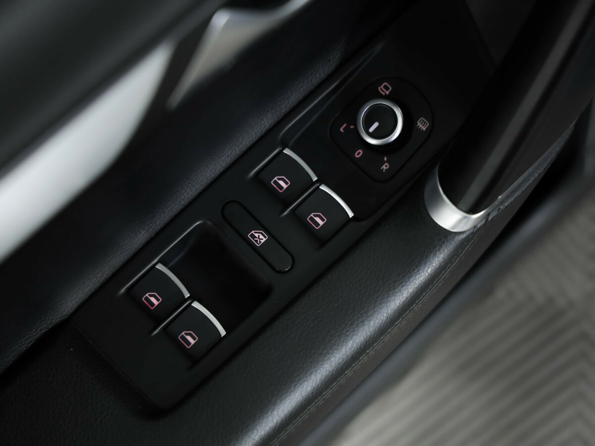 Volkswagen Passat б/у, 2014, Роботизированная. Фото: #25