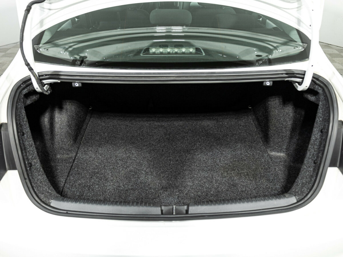 Volkswagen Jetta б/у, 2017, Роботизированная. Фото: #12