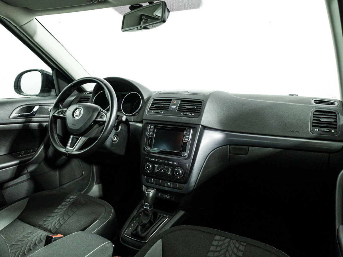 Skoda Yeti б/у, 2015, Автоматическая. Фото: #8