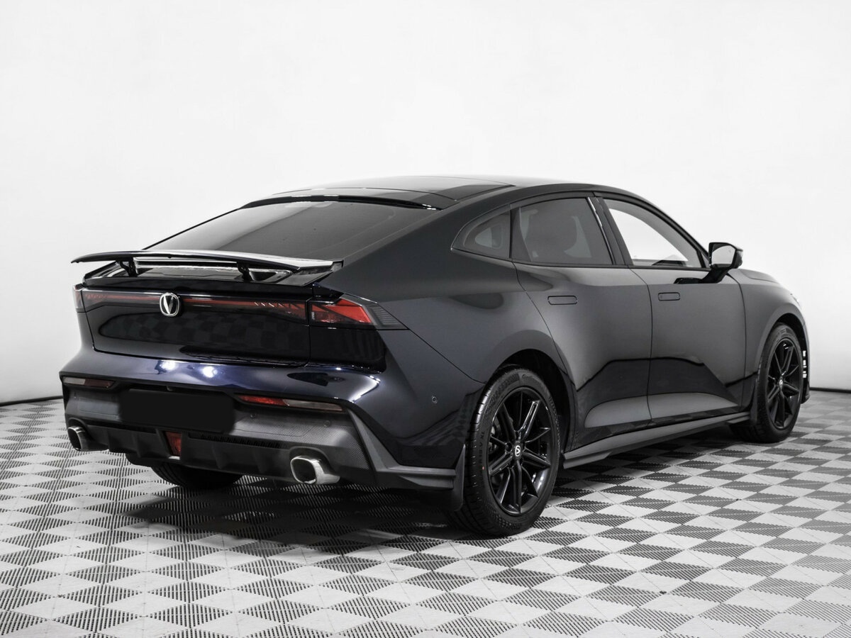 Changan UNI-V б/у, 2023, Роботизированная. Фото: #4