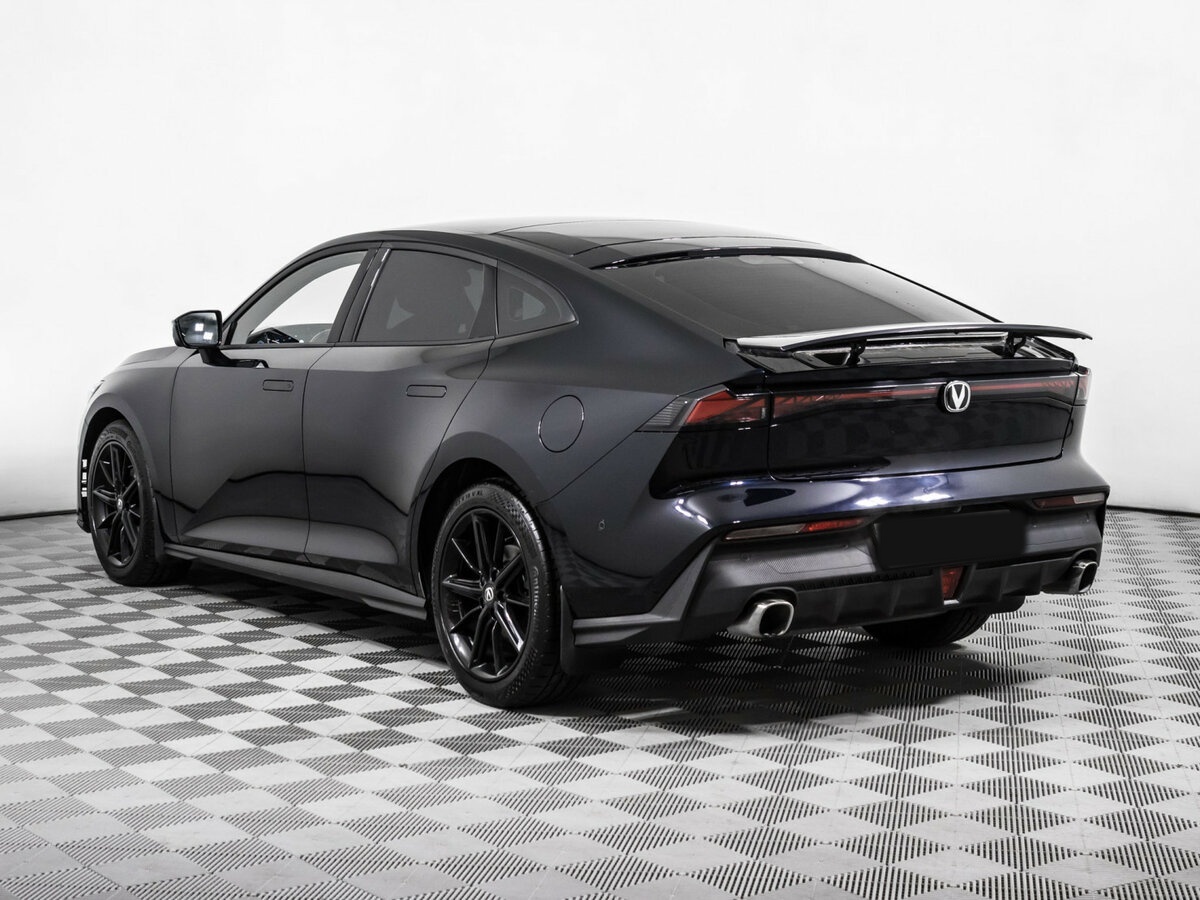 Changan UNI-V б/у, 2023, Роботизированная. Фото: #6