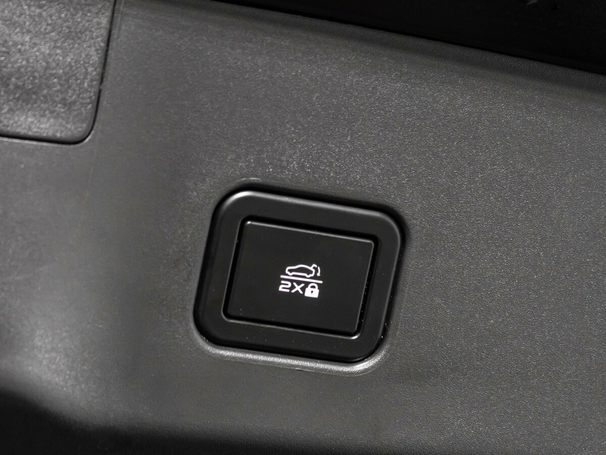 Changan UNI-V б/у, 2023, Роботизированная. Фото: #14