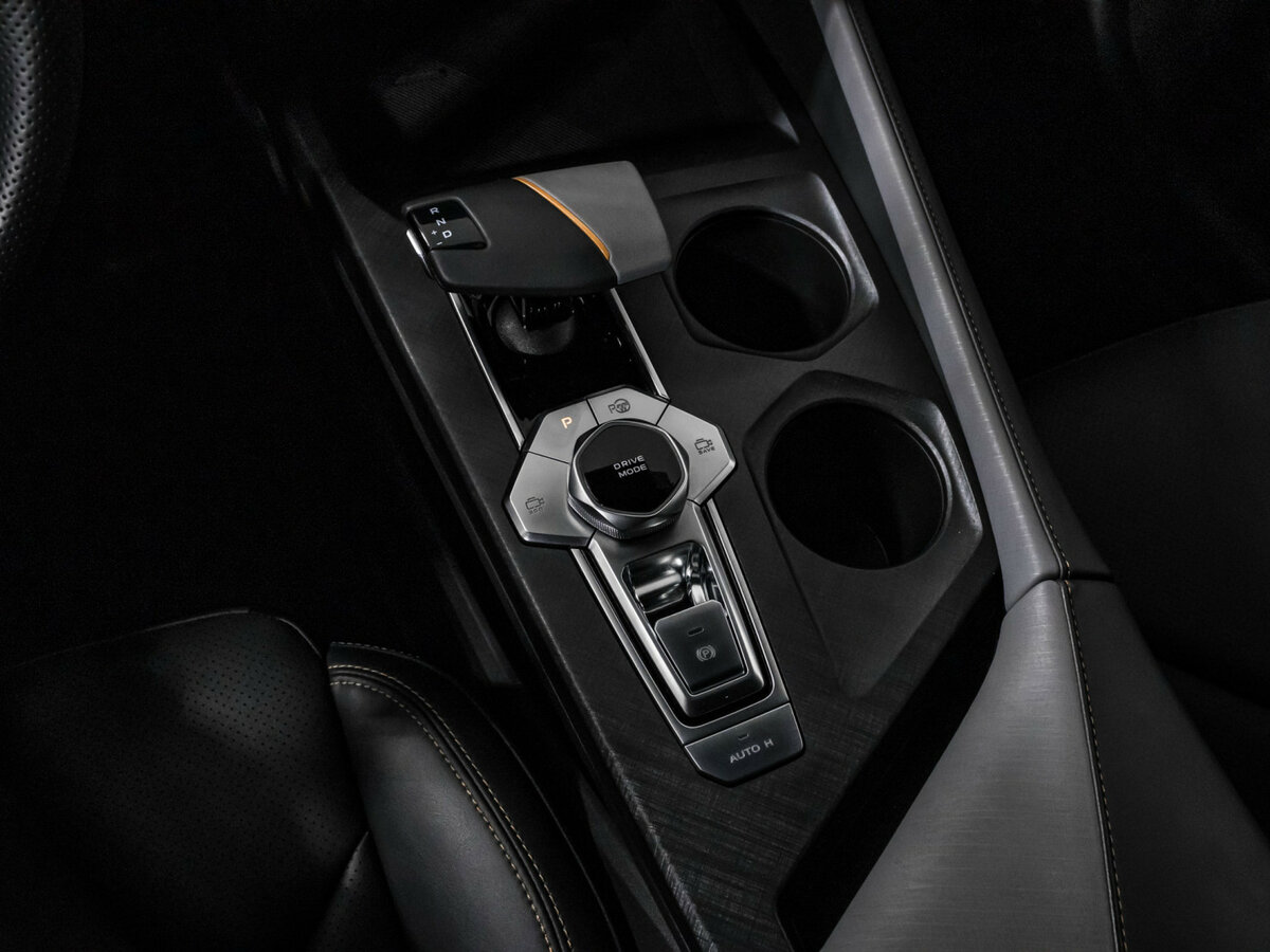 Changan UNI-V б/у, 2023, Роботизированная. Фото: #18