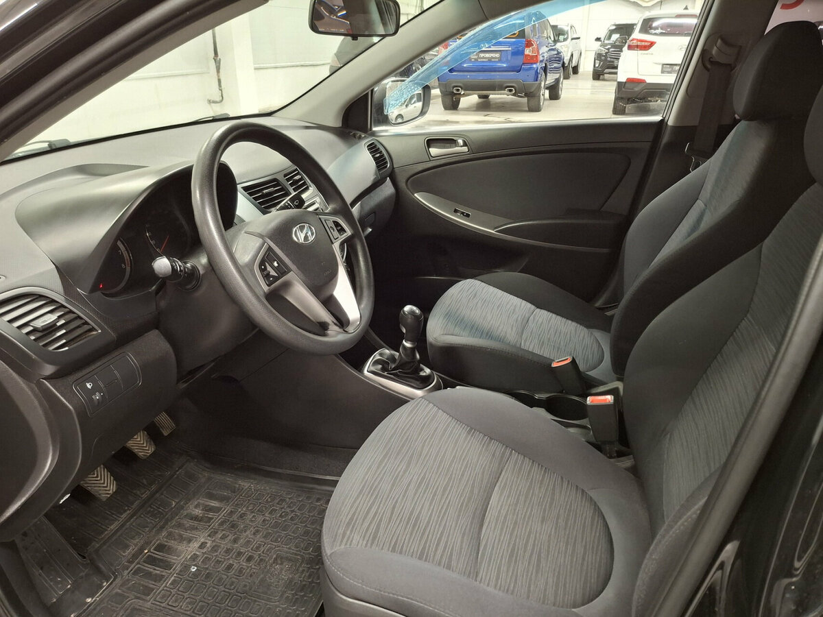 Hyundai Solaris б/у, 2016, Механическая. Фото: #15