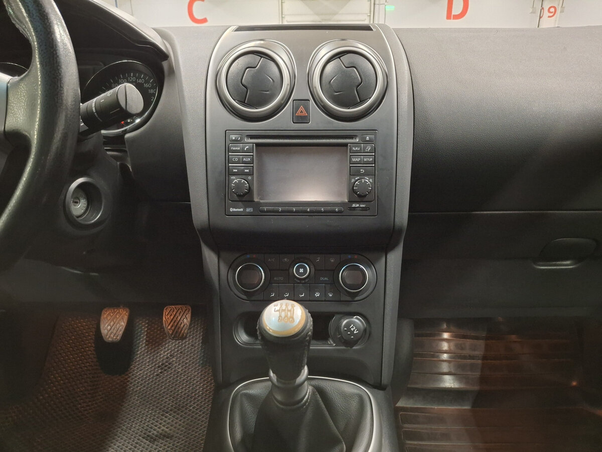 Nissan Qashqai б/у, 2013, Механическая. Фото: #14